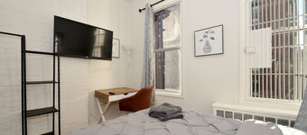 Spacious 2BR on the Upper East Side Steps From Central Park