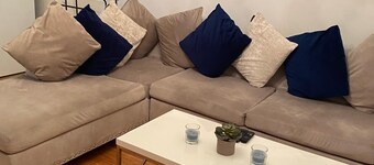 Prime Murray Hill 2 BR Gem