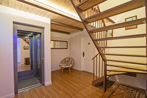 Basic Room | Free WiFi