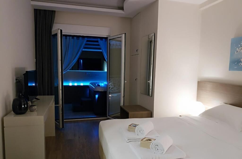 2 dormitorios, tabla de planchar con plancha, wifi y ropa de cama