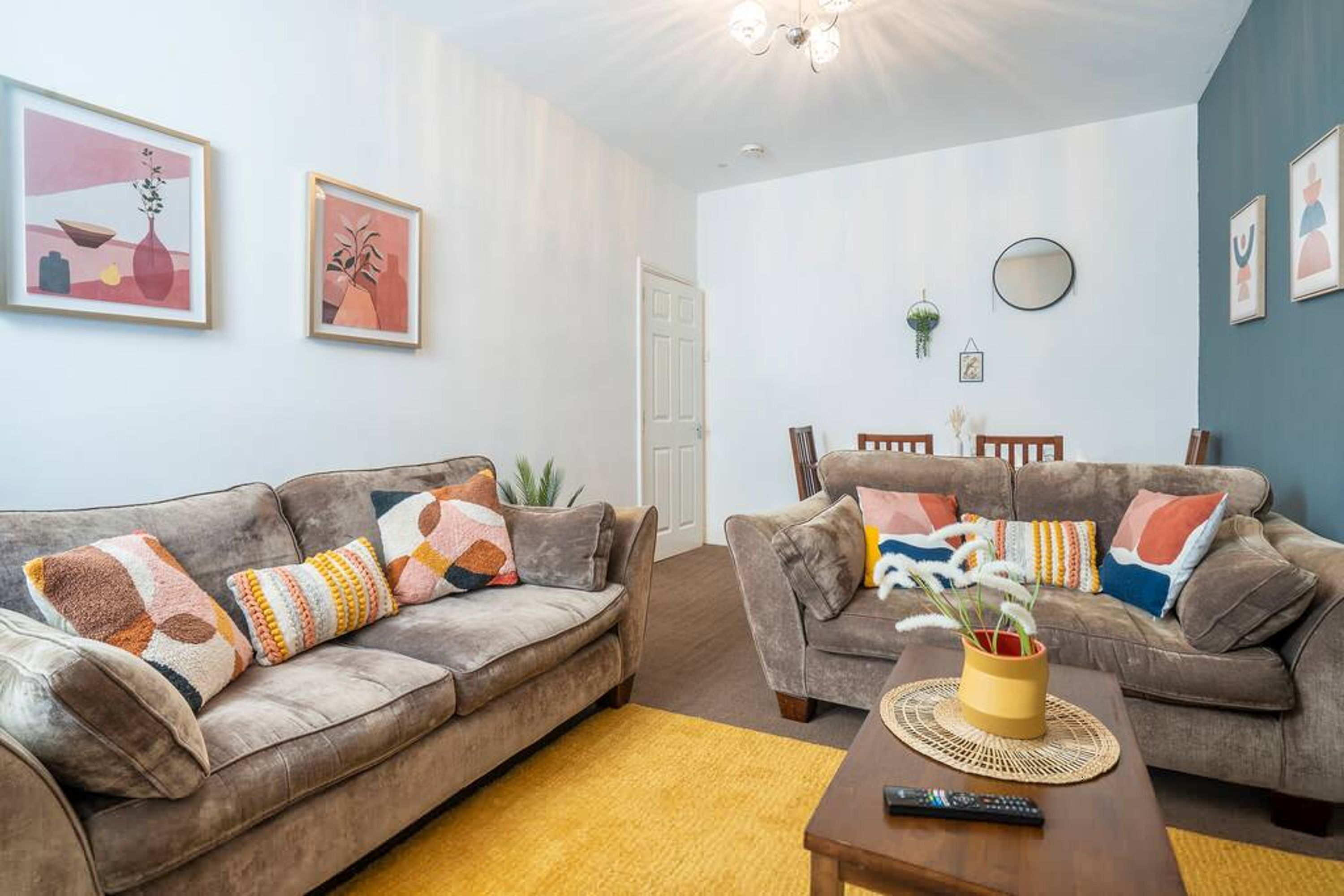 Apartment | 3 bedrooms, desk, Internet