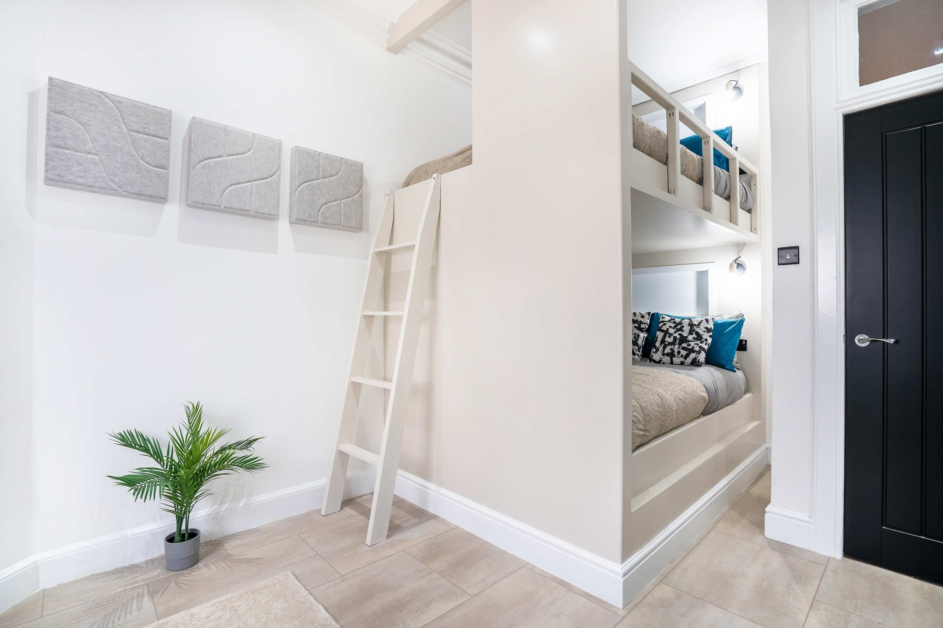 Apartment | 1 bedroom, desk