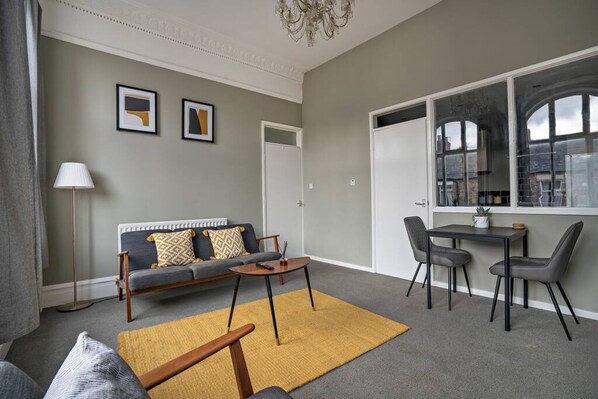 Apartment | 2 bedrooms, desk - 2 Bed-town Centre-free Parking (Wallsend)