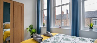 2 Bed-town Centre-free Parking