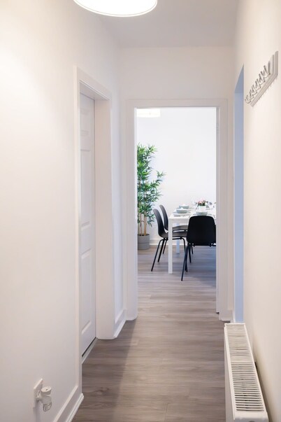 2 Bedroom Apartment-free Parking