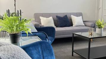 Casa | 2 habitaciones, escritorio y internet