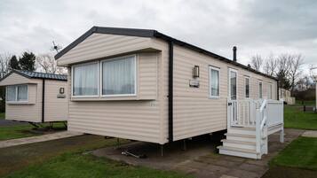 Apartment | 3 bedrooms, desk, Internet