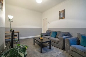 Appartement | 3 chambres, bureau, Internet