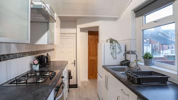 Căn hộ | 3 phòng ngủ, bàn, truy cập Internet tốc độ cao