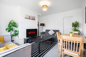 2 chambres, bureau, Internet