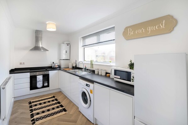 Apartment | 2 bedrooms, desk, Internet