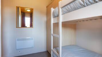 3 bedrooms, Internet