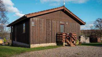 3 bedrooms, Internet