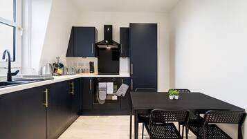 Apartment | 1 bedroom, desk