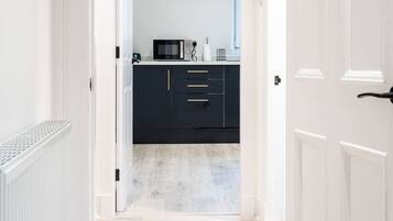 公寓 | 1 多间卧室、办公桌