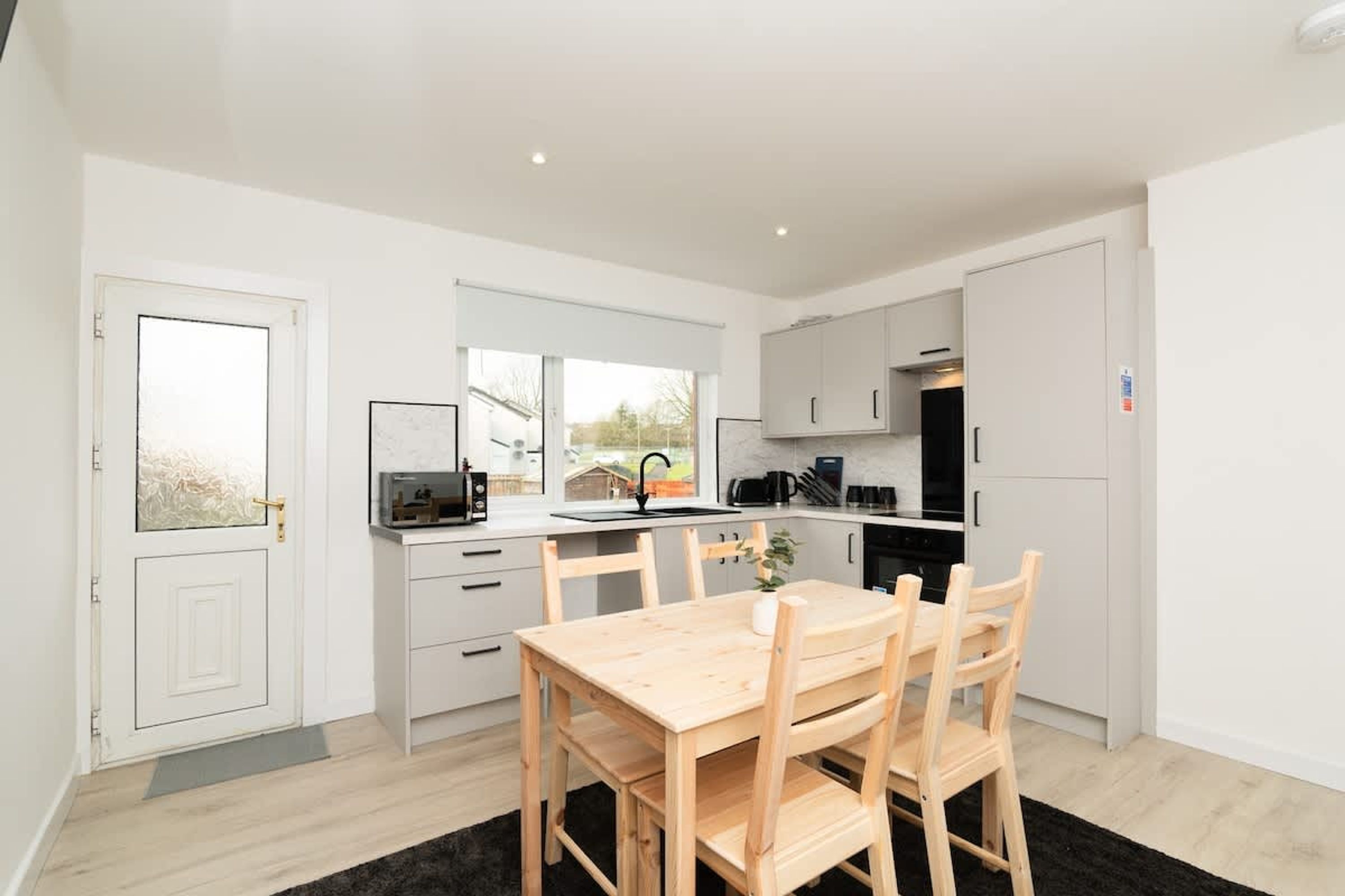 บ้านพัก | 4 ห้องนอน