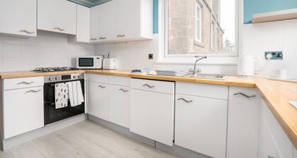 Close to Stonehaven Beach-2 Bed