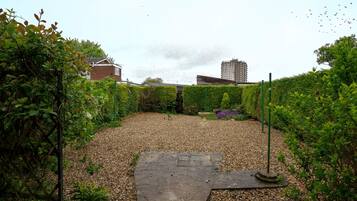 Rumah | 4 kamar tidur, meja kerja, dan internet