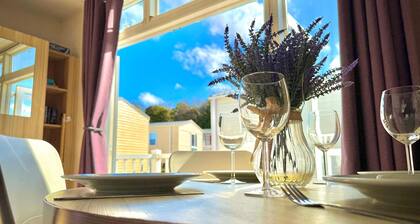 Marton Mere - 3 Bedroom Caravan