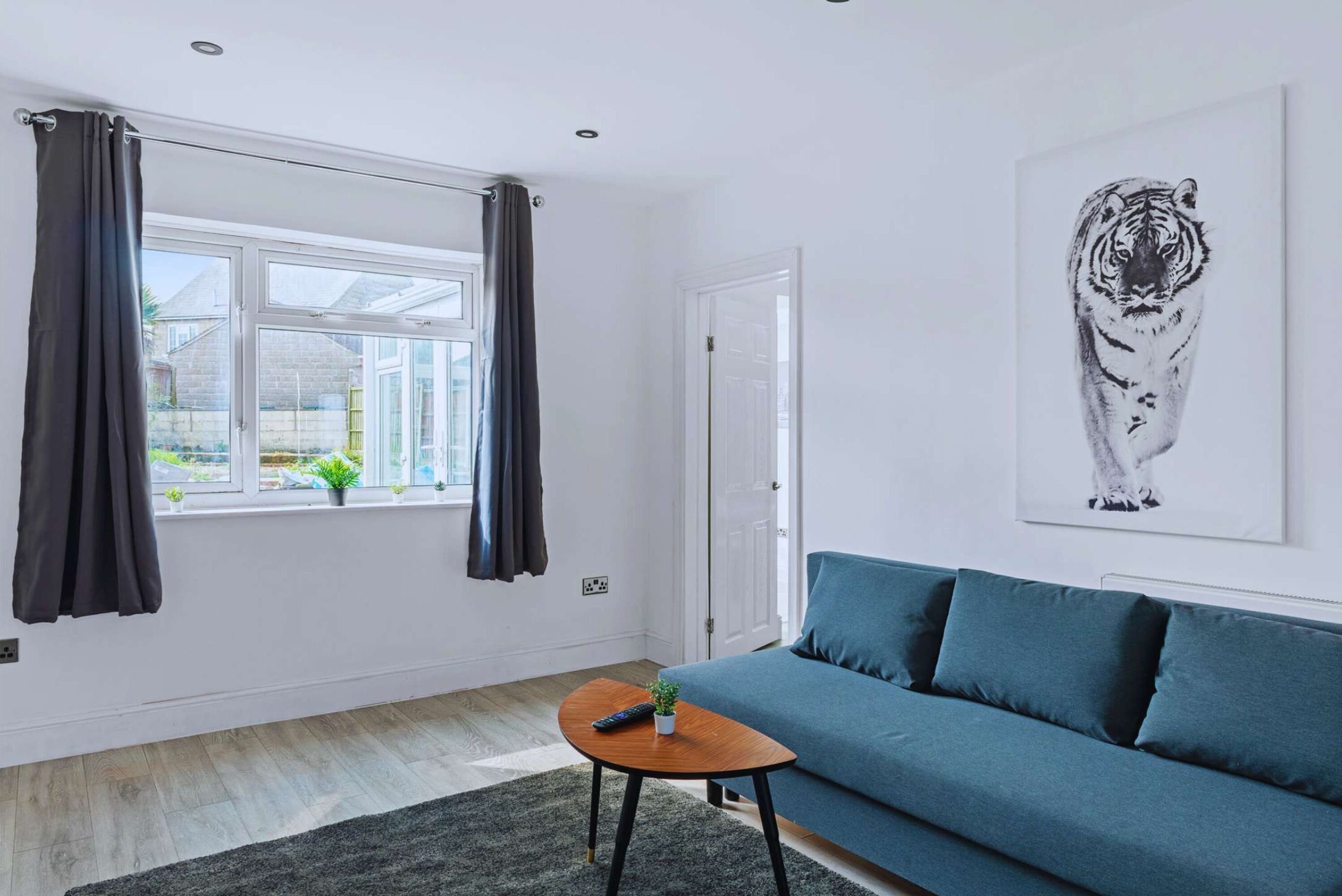 Casa | 4 dormitorios y escritorio