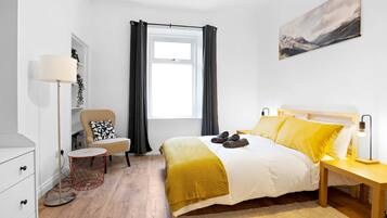 2 عدّة غرف نوم ومكتب