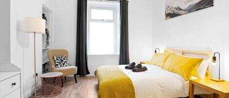 Leilighet | 2 soverom og skrivebord