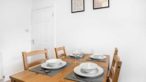 Leilighet | 2 soverom og skrivebord