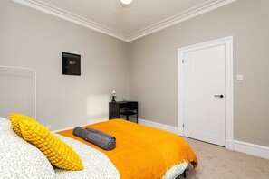 Apartamento | 2 dormitorios y escritorio