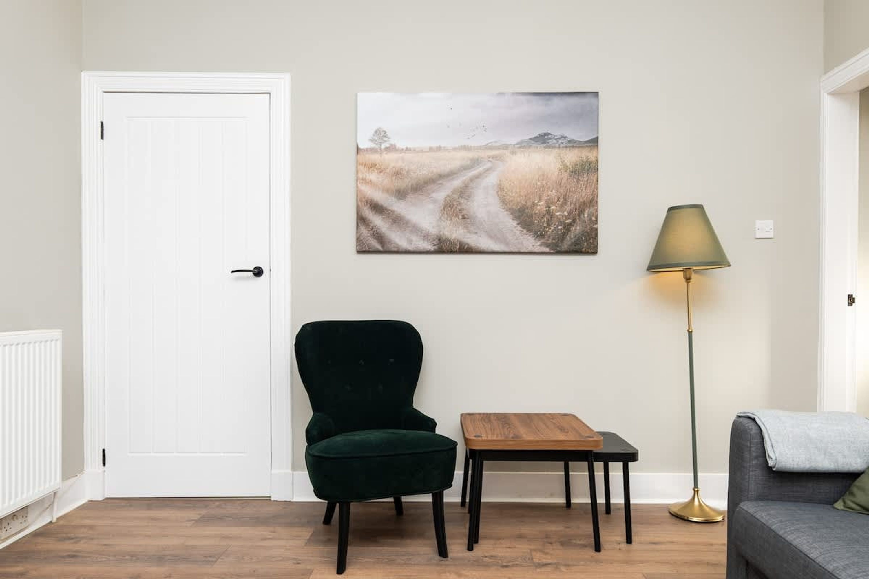 2 عدّة غرف نوم ومكتب