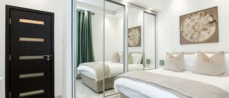 1 habitación y escritorio