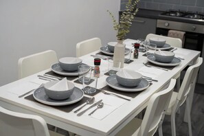 4 habitaciones y escritorio 