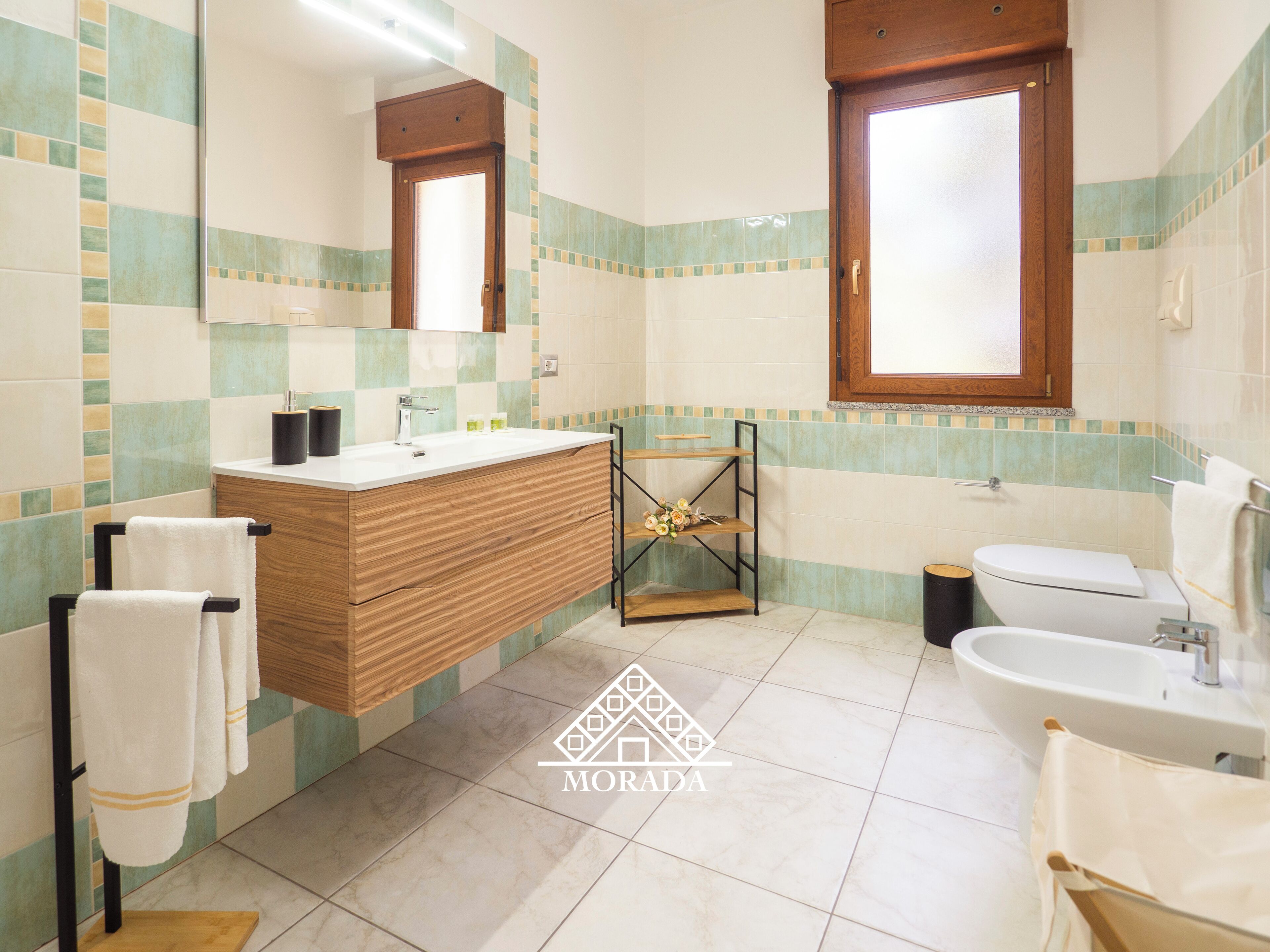Doccia, asciugacapelli, bidet, asciugamani