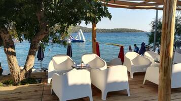 Apartment (Two-Bedroom Apartment With Balcony An) | Beach