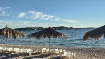 Apartment (Two-Bedroom Apartment With Balcony An) | Beach