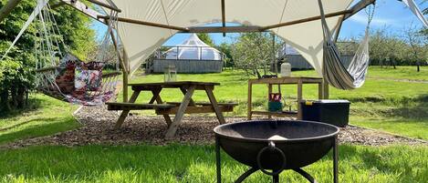 Deluxe Tent, Lake View | Terrace/patio