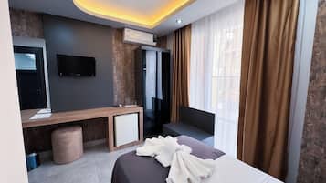 Standard Single Room, Balcony, City View | Free WiFi