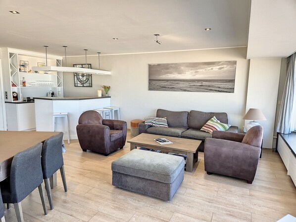 Apartment | Living area