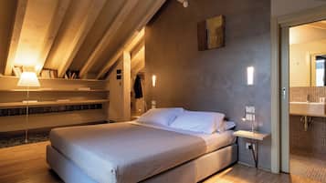Superior Double Room | Desk, free WiFi