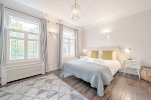 4 soverom, strykejern/-brett, wi-fi og sengetøy