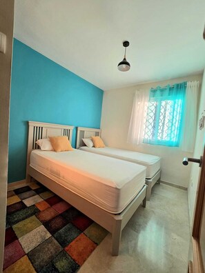 3 Schlafzimmer, Bügeleisen/Bügelbrett, WLAN, Bettwäsche