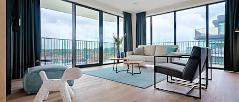 Apartamento (Pharos Sea Pearl Panorama) | Sala de estar | Una televisión