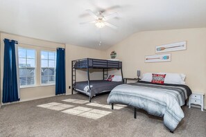 2 bedrooms, travel crib, free WiFi, bed sheets