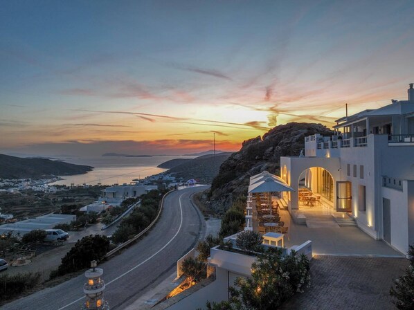 Reception - Castello Amorgos Suites (Amorgos)