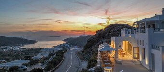 Castello Amorgos Suites