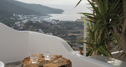 Castello Amorgos Suites