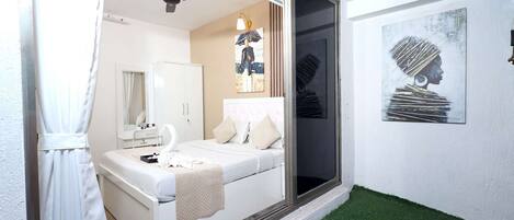 1 bedroom, desk, iron/ironing board, bed sheets