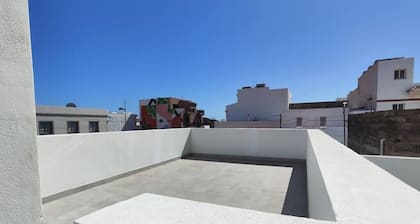 La Caracola 3hab+Solarium A 1min. From The Beach