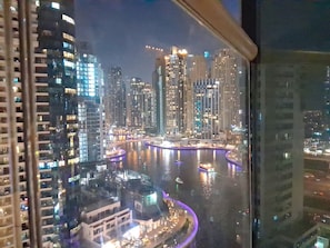 View from property - Beautiful 2 Bed l Modern Amenities l Marina Views (Dubai Marina)