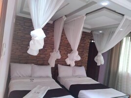 Wifi gratis y ropa de cama 