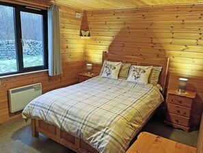 2 bedrooms, free WiFi, bed sheets - 2 bedroom accommodation in Glentruim, near Newtonmore (Glentruim, near Newtonmore)